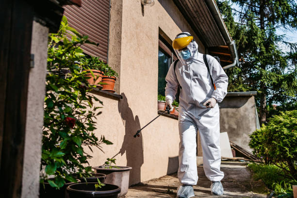 Best Best Pest Control Companies  in Evansville, WI